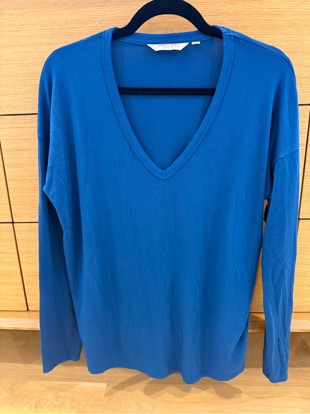 Athleta V-Neck Long Sleeve Top inBlue